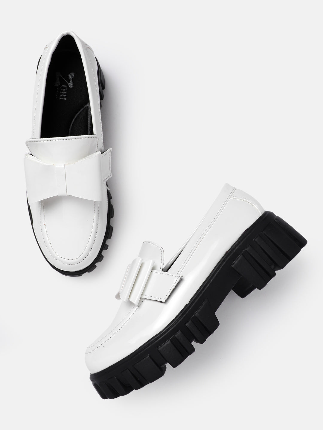 STARK WHITE